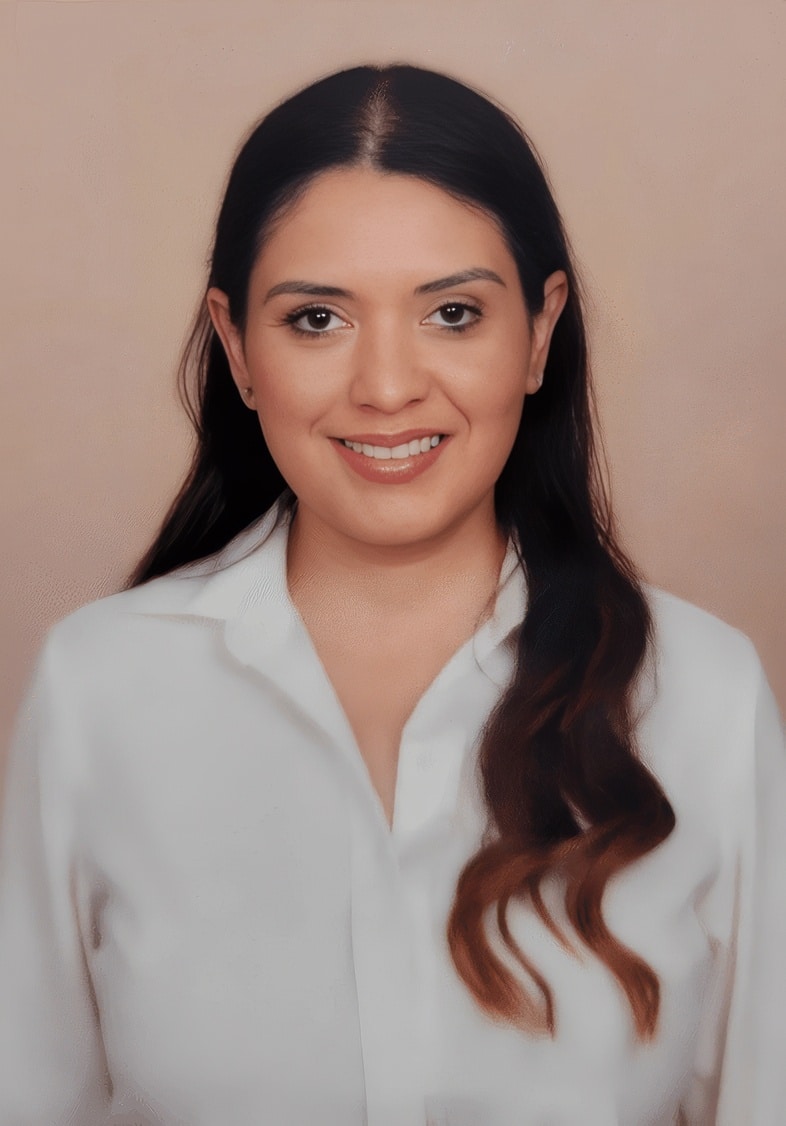 Vanessa-Headshot-topaz-face-upscale-2x